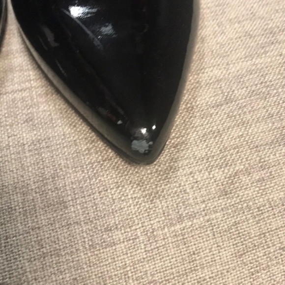 Stuart Weitzman Shoes - Picture 2 of 4